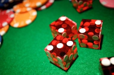 Landscape mode controls Landscape orientation with expanded bet controls